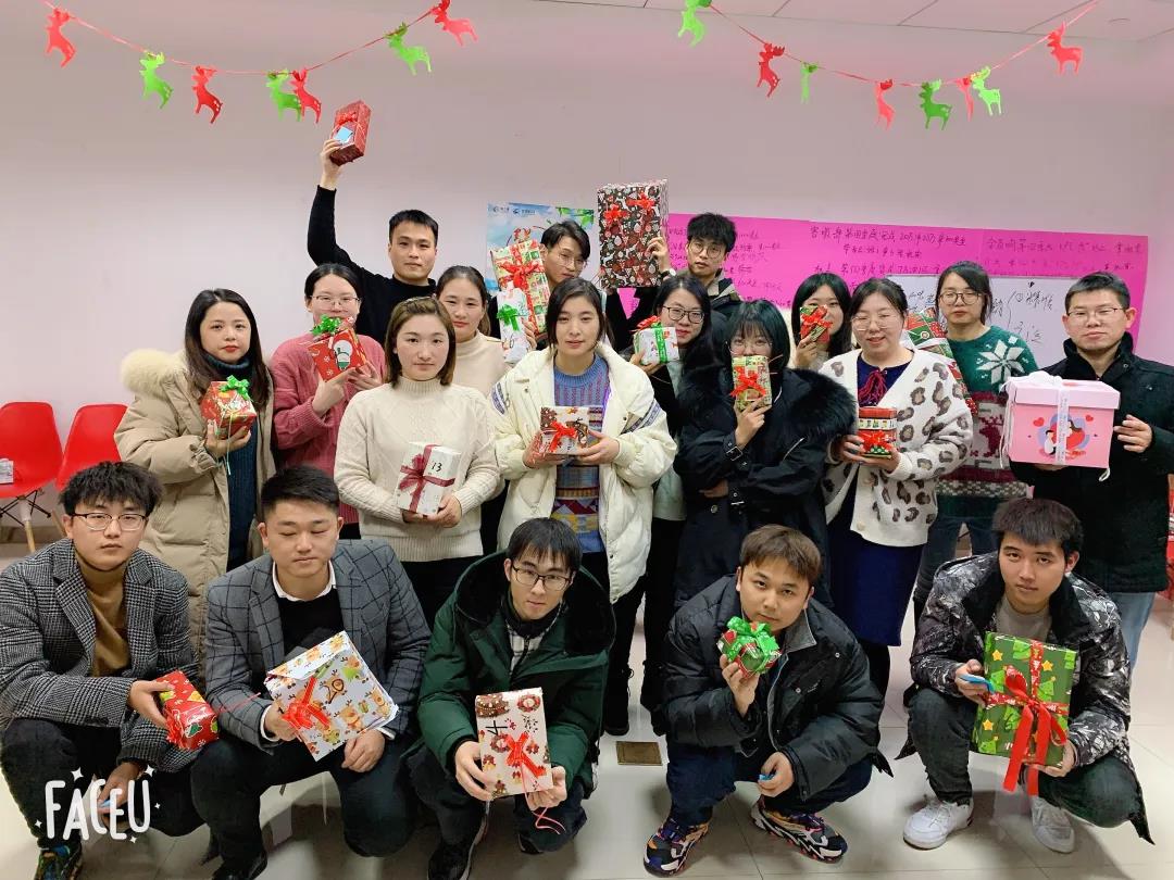 首佳祝大家新年快樂，佳節(jié)如意~